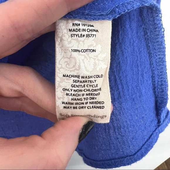 Soft Surroundings PM Blue Button Down Blouse Pintuck Pleated Eyelet Hem - Picture 3 of 5